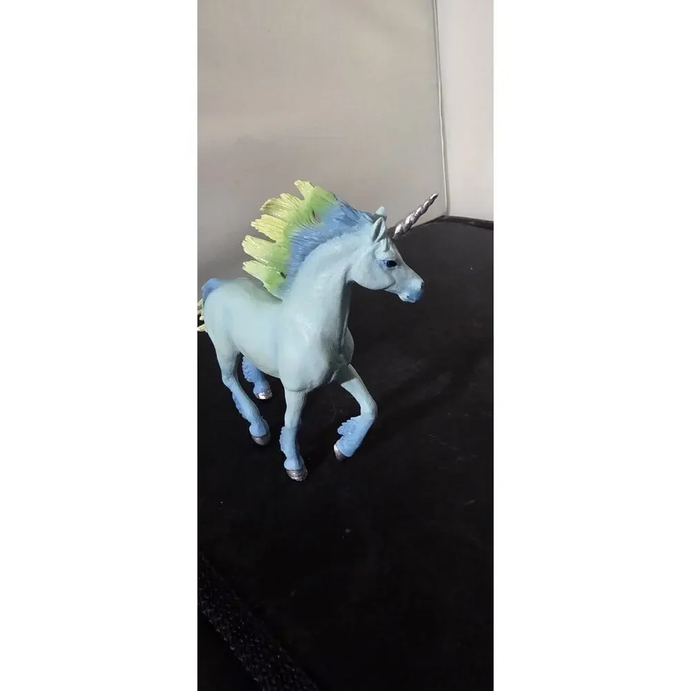 Schleich Bayala MARSHMALLOW UNICORN Fairy Fantasy Blue Figure